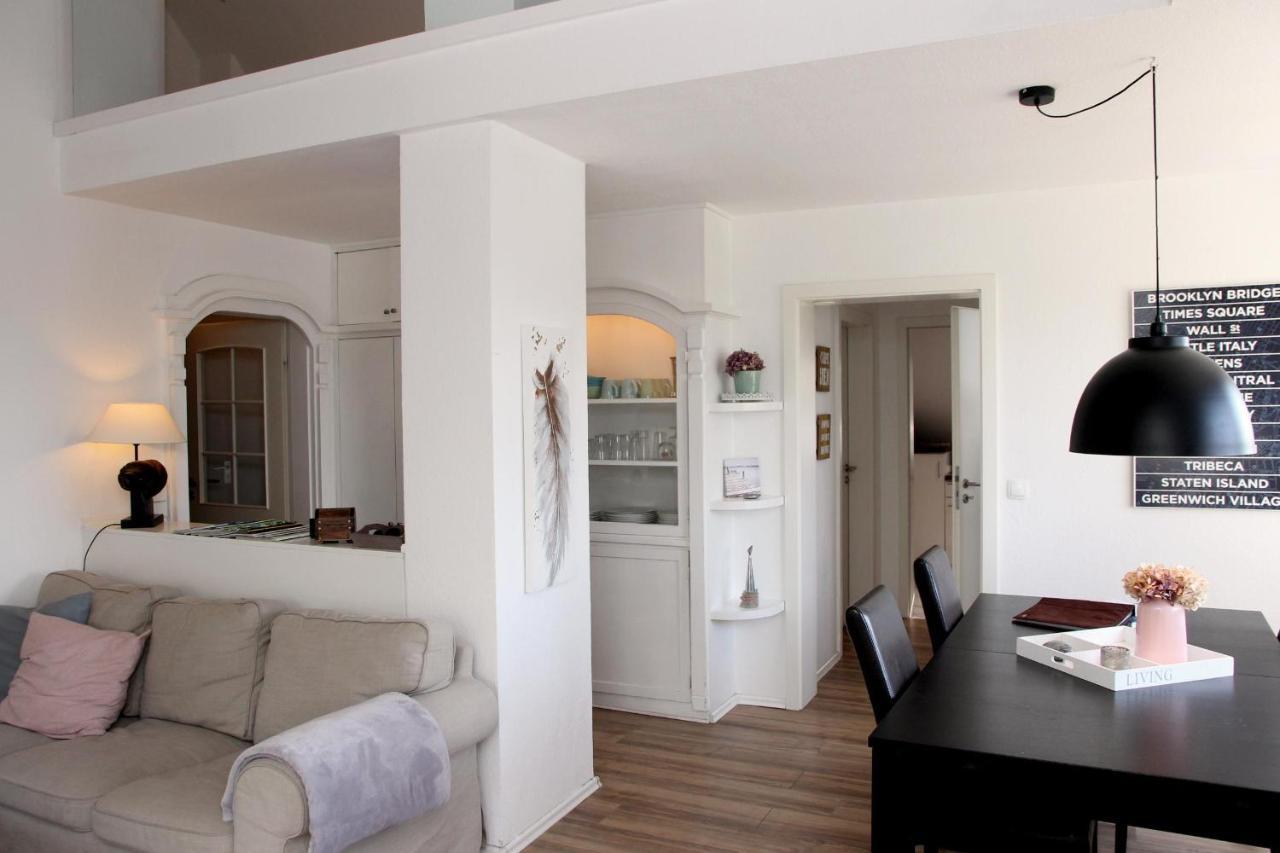 Seeloft Mit Balkon Und Seeblick Apartment Moehnesee